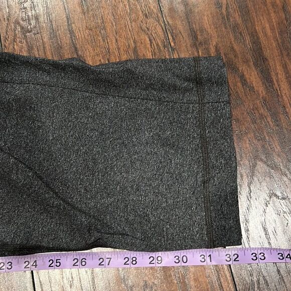 Lululemon Dk Grey Sweat Pants. Great Condition size L - Picture 11 of 12